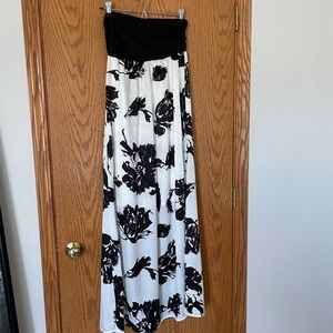 Strapless Vacay maxi dress